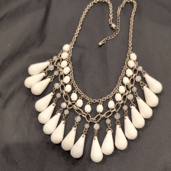 Vintage Milk Glass Moonstone Brass Necklace - Picture 3 of 6